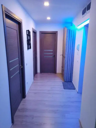 Annie Apartments