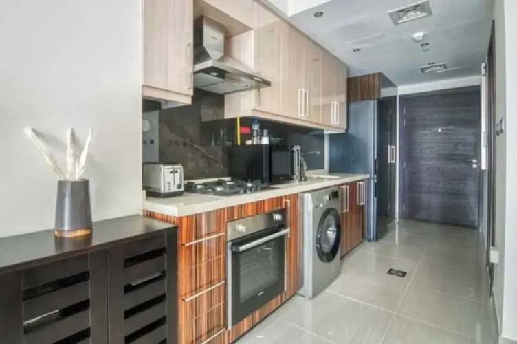 OYO 1183 Home Elite Downtown Studio Premium