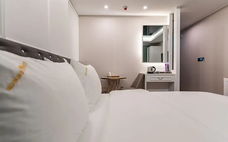 Morning Calm Hotel