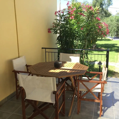 AnthosGuestHouses