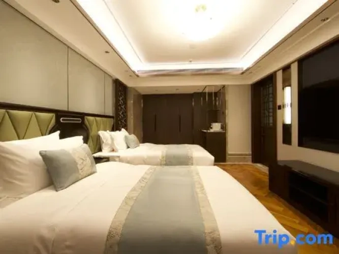 2 Bedrooms Family Suite