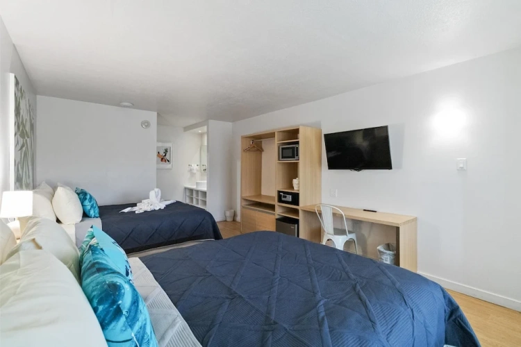 Guest rooms