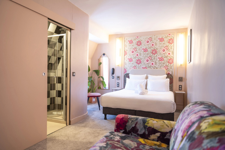 ELSA, Hôtel Paris