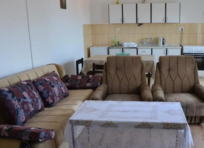 1 Bedroom Apartment with balcony