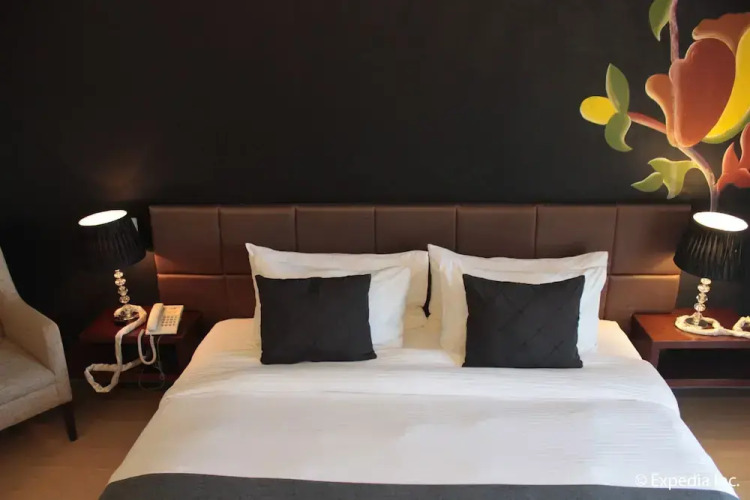 Segara SuitesOver view