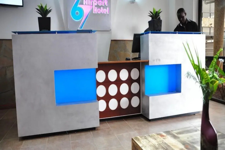 67 Airport Hotel