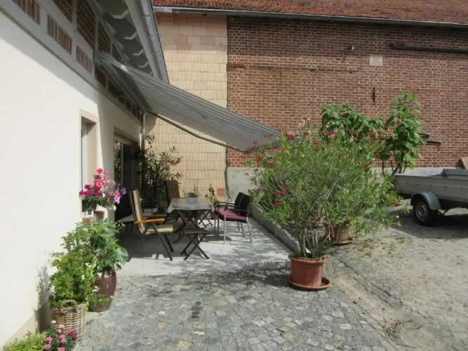 3 Bedrooms Apartment