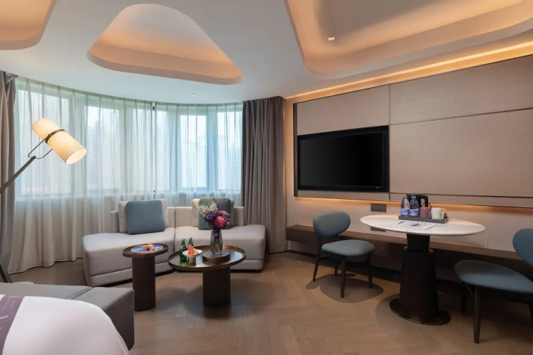 Imperial Traders Elong Hotel