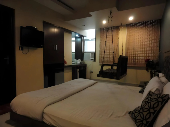 Fabhotel Shivdev International