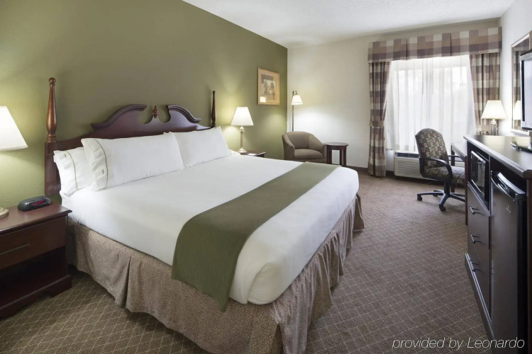 Holiday Inn Express Ft Payne by IHG