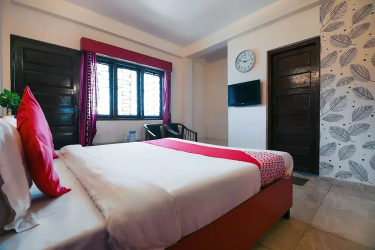 OYO Flagship 22884 Hotel Shingar
