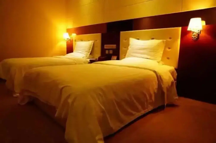 Xining Xibai Hotel