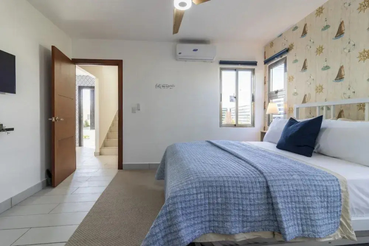 Modern 4-BR Villa in Gated Community
