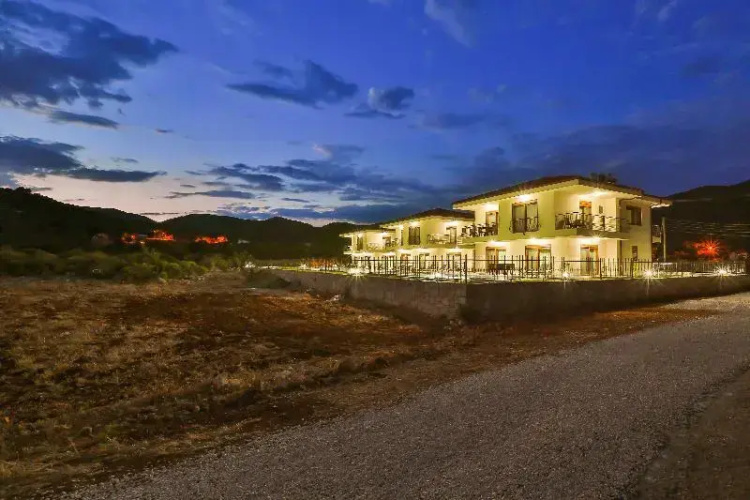 Kuytu Kas Homes