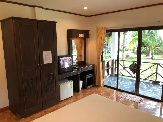 Bungalow with balcony