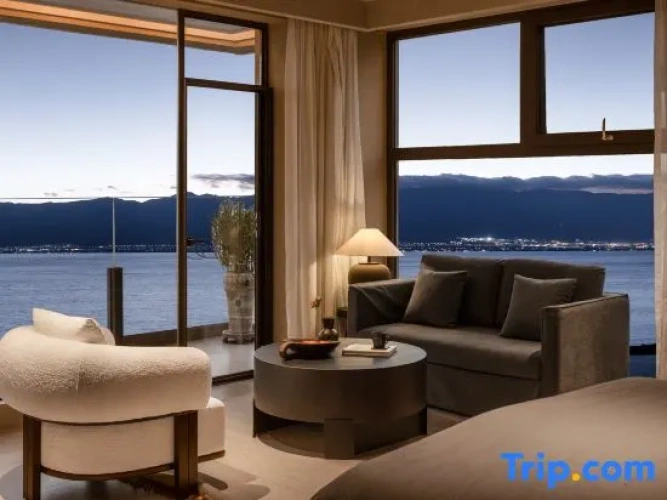 2 Bedrooms Family Suite with sea view
