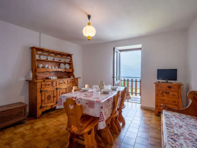 Apartment Vetan St Pierre