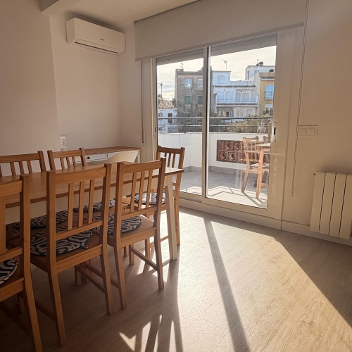 Apartment with balcony