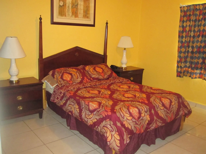 Hotel Ossi Inn