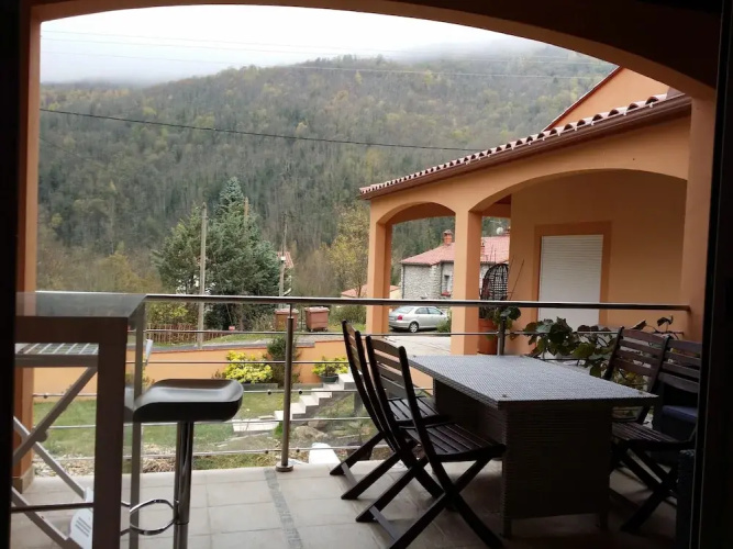 Appartement dans residence avec terrasse