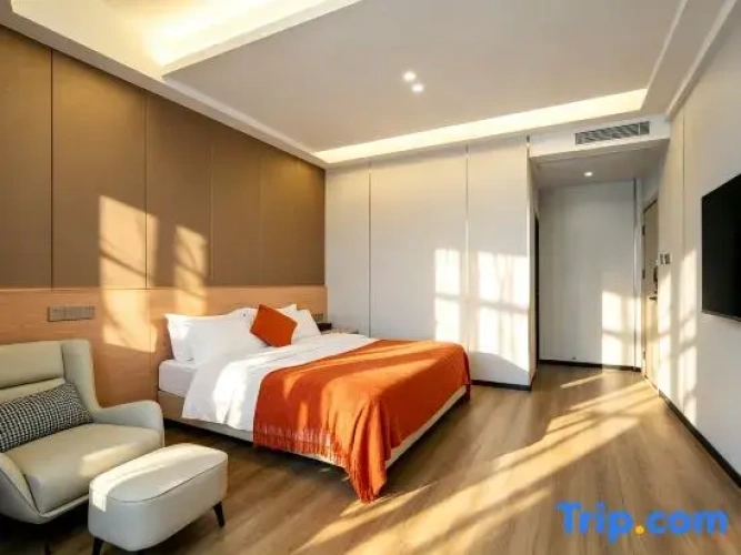 Standard Double room with river view