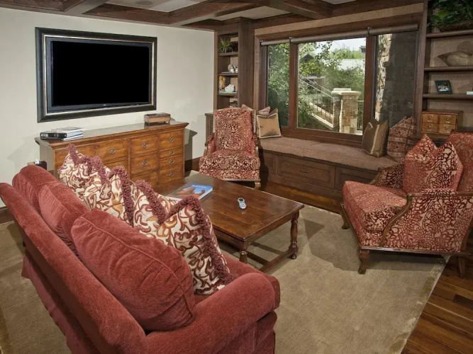 Cascade Village Chalet