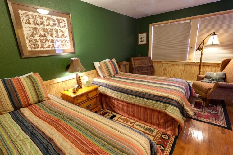 Standard Twin room with sea view