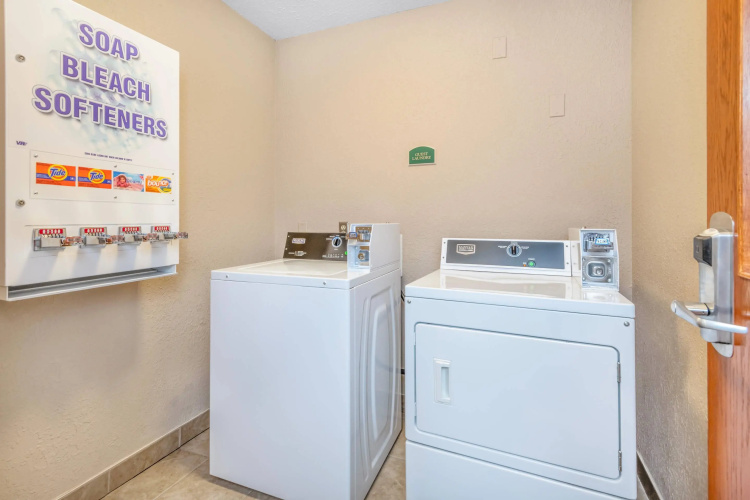 Comfort Inn & Suites Thousand Islands Harbour District photo 36