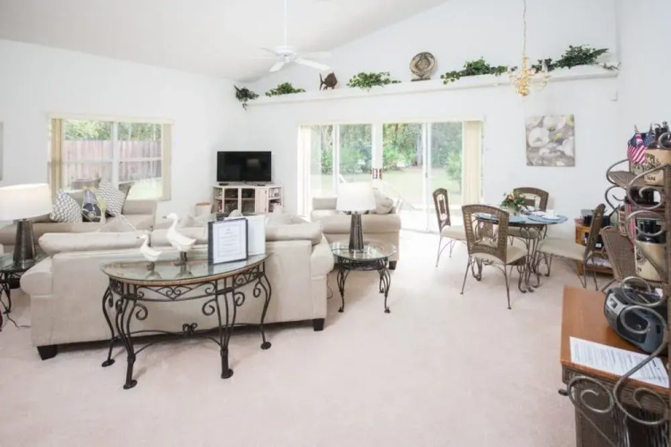 Thousand Oaks 117