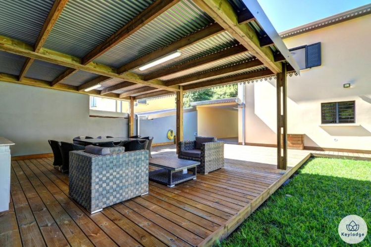 Villa with garden view