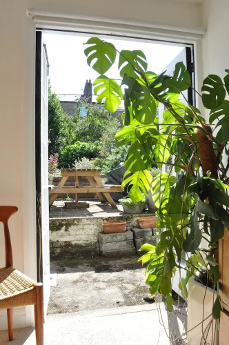 2 Bedroom Apartment With Garden in Hackney