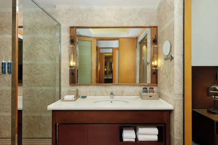 Four Points By Sheraton Anshun, Huangguoshu