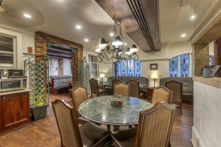 Best Western Fireside Inn photo 41