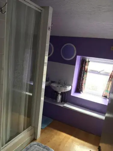 Pantyrathro International Hostel