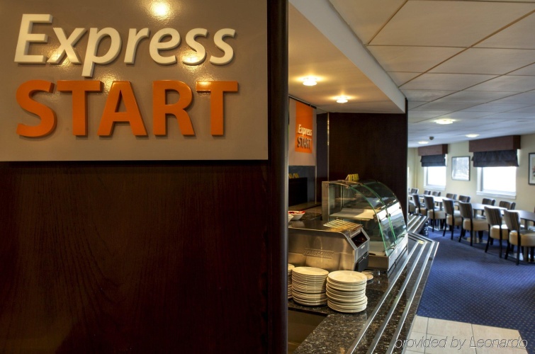 Holiday Inn Express Glasgow - City Center Theatreland photo 13