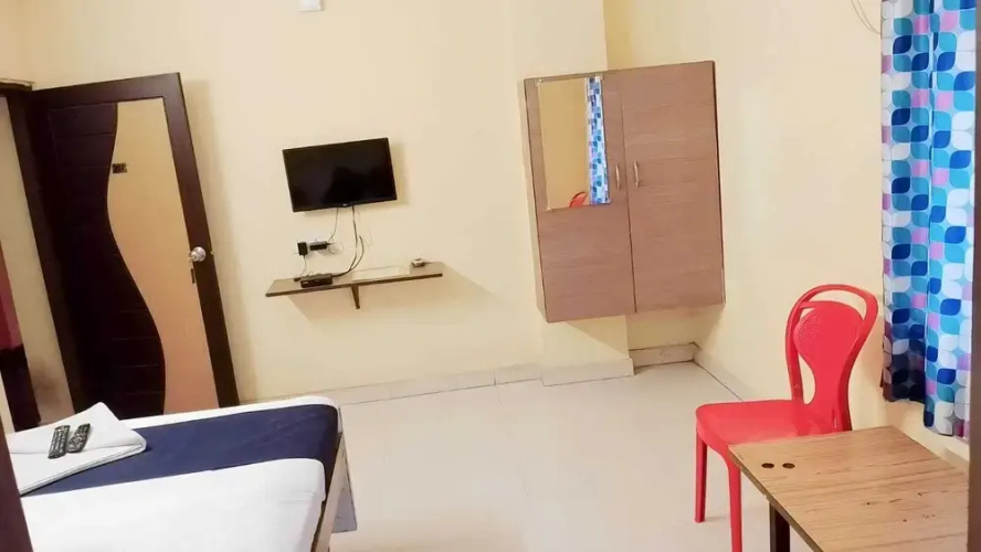 Trisha Guest House