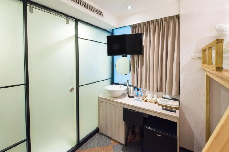 Guest rooms
