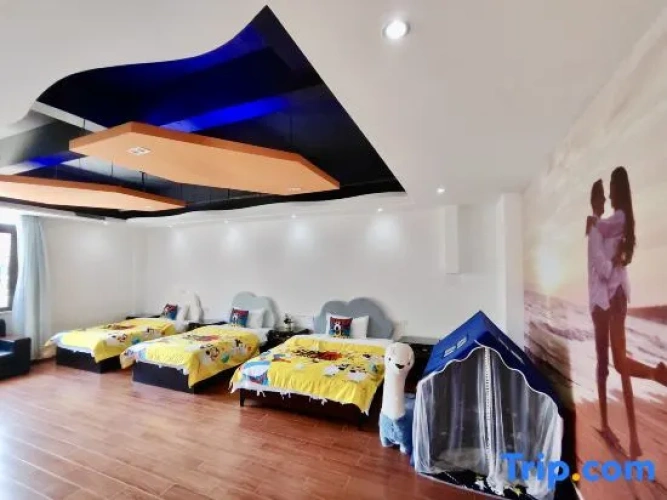 Standard Triple Family room