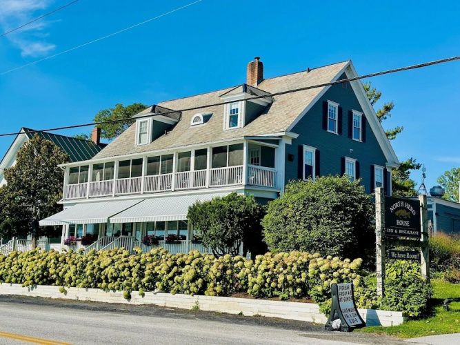 The North Hero House Inn & Restaurant - Vermont