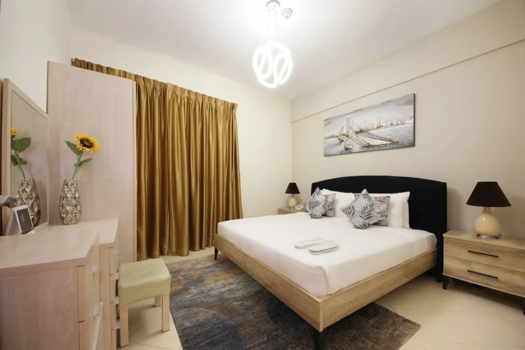 1 Bedroom Apartment with balcony