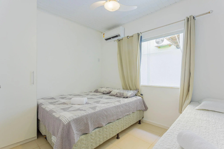 Gb14 Ampla Casa 6 Quartos Com Piscina E Churrasqueira