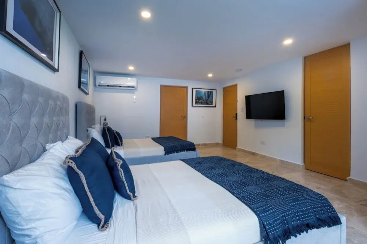 Anchors Hotel