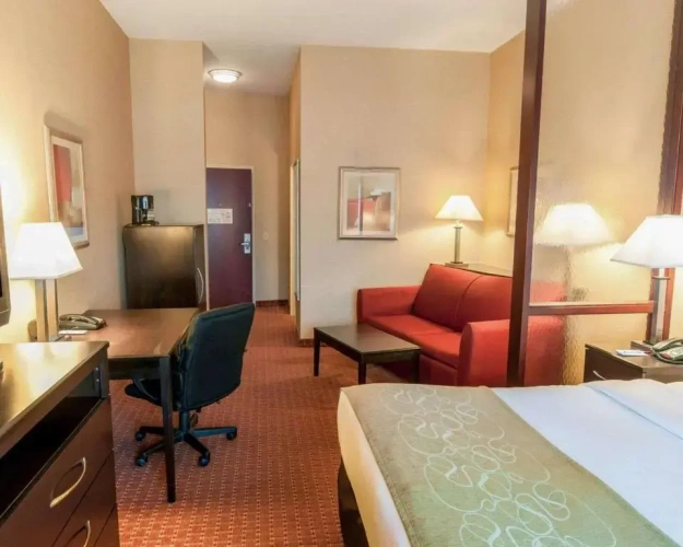 Suite with view