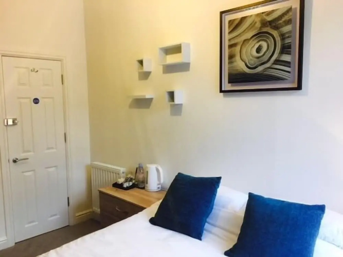 Town House @ Balliol St
