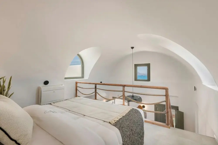 Acro Caldo Suites