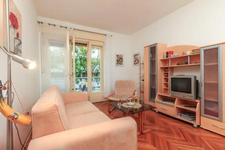 Apartment Barbaresko Split