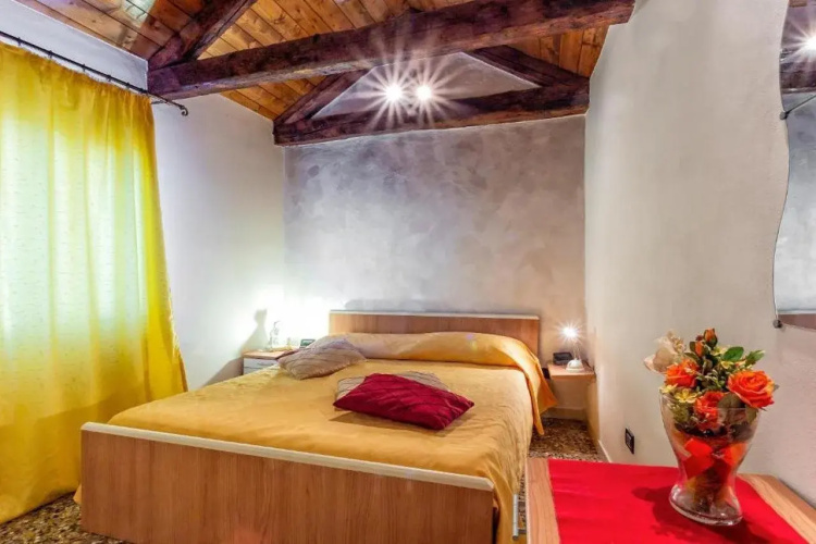 Venice Dream House Figaro