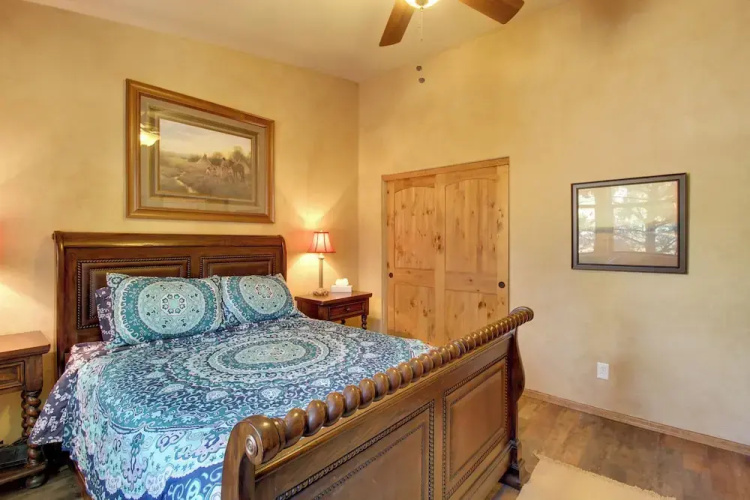 Covered Deck: Cozy Show Low Villa in Torreon!