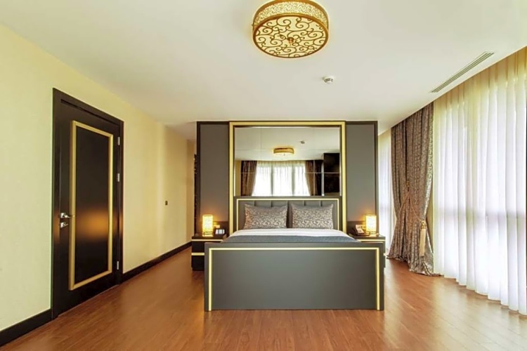 Superior Suite