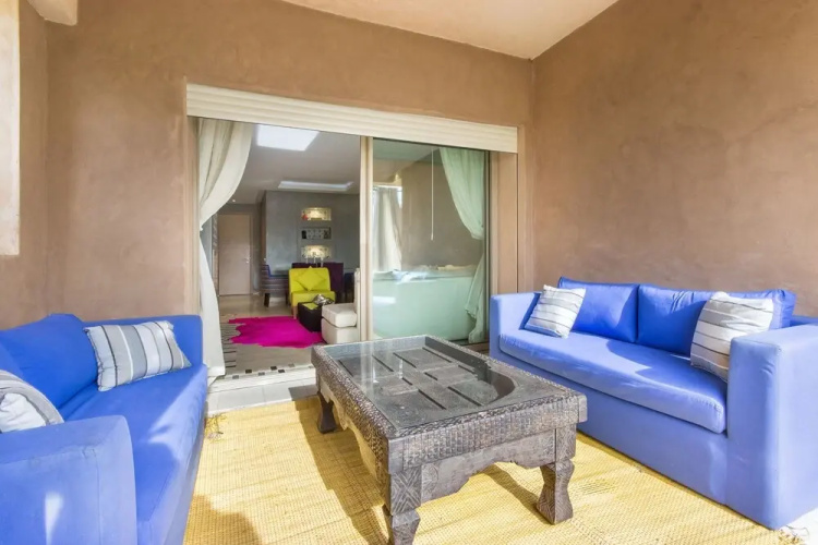Family Only Golf City Flat